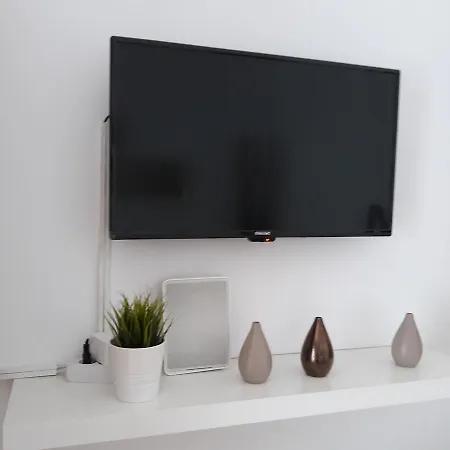 Old Center アパート